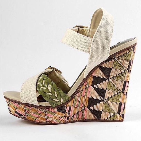 Shoes - Naughty Monkey Urban Traveler Wedge! 🐒